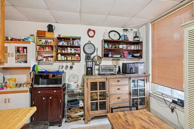 70 South St 1, Westborough, MA 01581