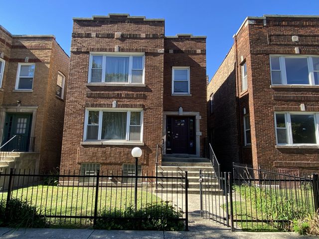 8036 S Dobson Avenue, Chicago, IL 60619
