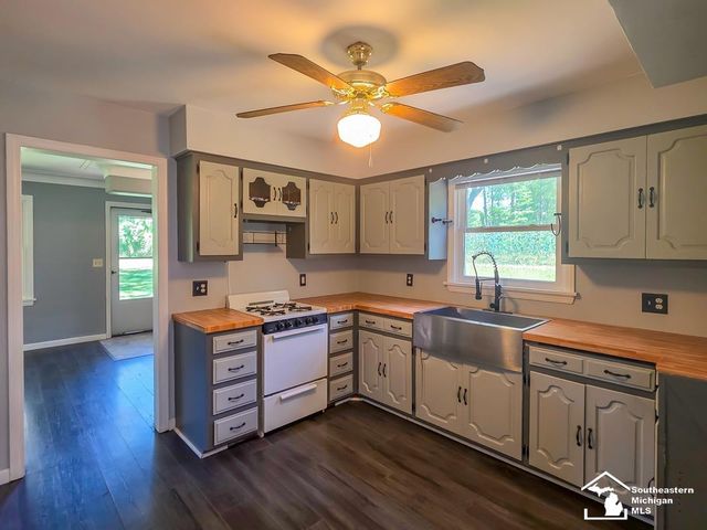 6772 Wells Road, Summerfield Twp, MI 49270