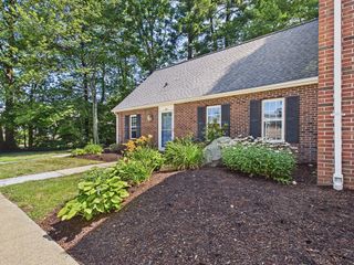 205 Erin Rd 205, Stoughton, MA 02072