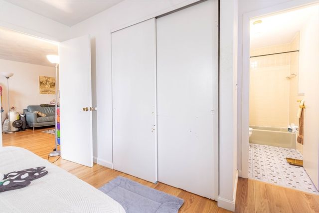 25 Linden Ave 1, Somerville, MA 02143