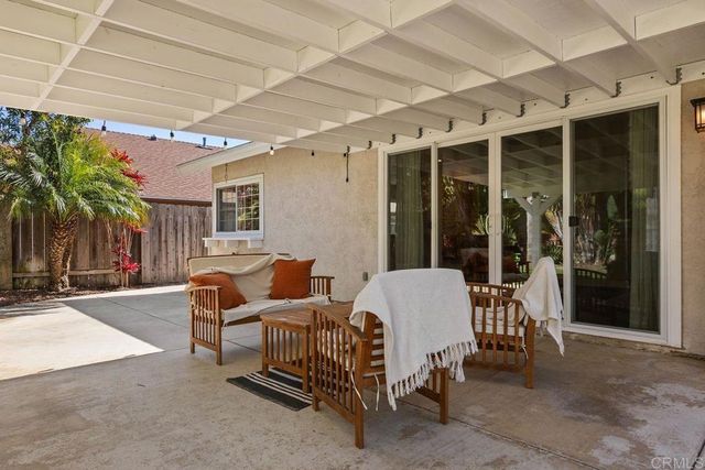 7102 Primrose Way, Carlsbad, CA 92011