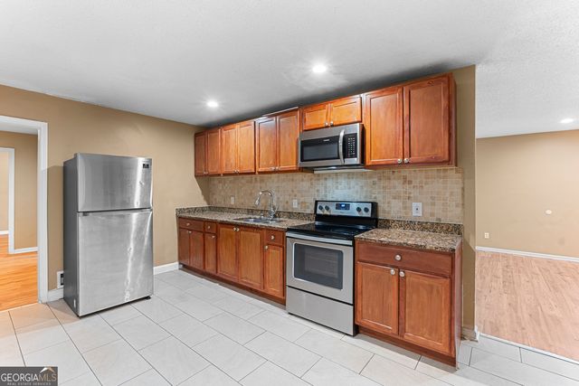 2105 Mutual Avenue, Macon, GA 31204
