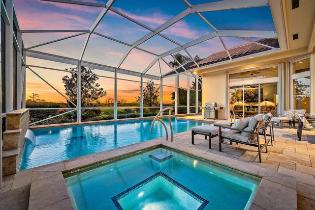 52 Cayman Place, Palm Beach Gardens, FL 33418