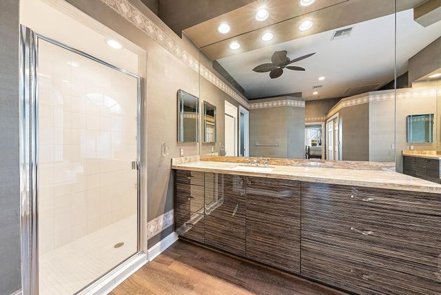 52 Cayman Place, Palm Beach Gardens, FL 33418