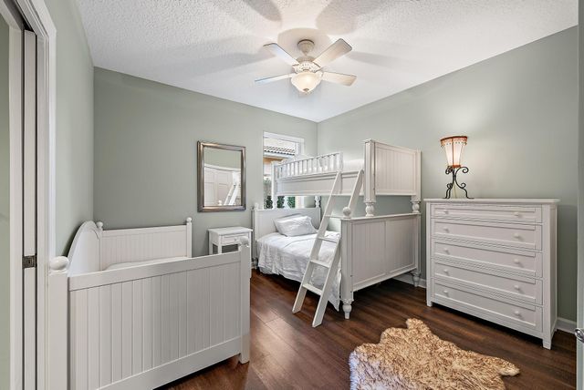 52 Cayman Place, Palm Beach Gardens, FL 33418