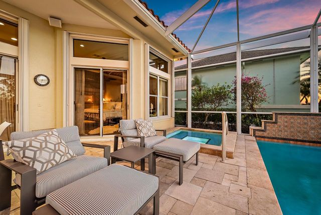 52 Cayman Place, Palm Beach Gardens, FL 33418