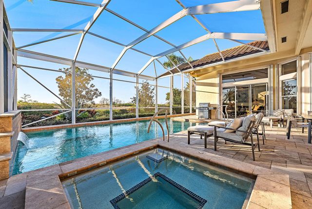 52 Cayman Place, Palm Beach Gardens, FL 33418