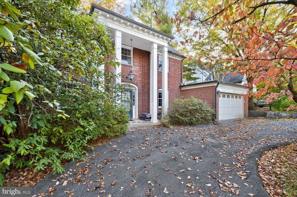 4731 30TH ST NW, Washington, DC 20008