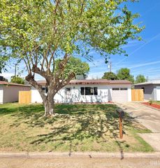 360 E Orange Avenue, Shafter, CA 93263