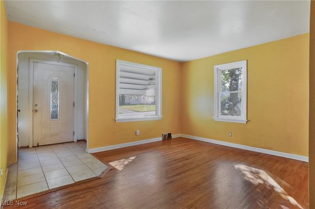 39 Renee Drive, Struthers, OH 44471