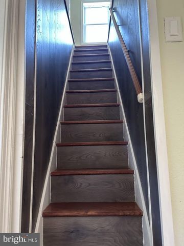 308 PINEWOOD RD, Baltimore, MD 21222