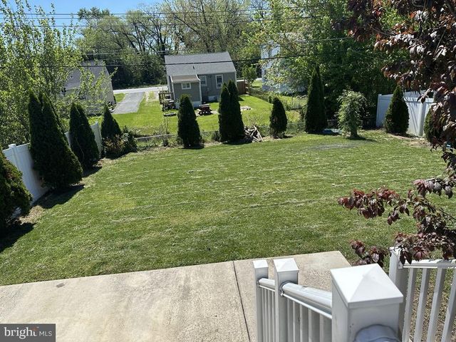 308 PINEWOOD RD, Baltimore, MD 21222