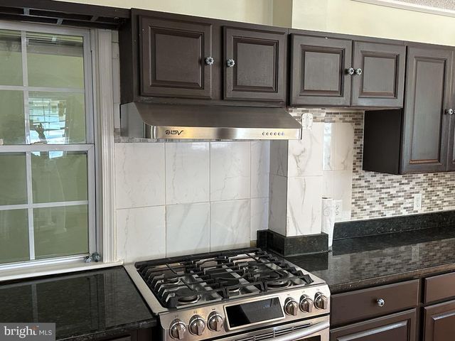 308 PINEWOOD RD, Baltimore, MD 21222