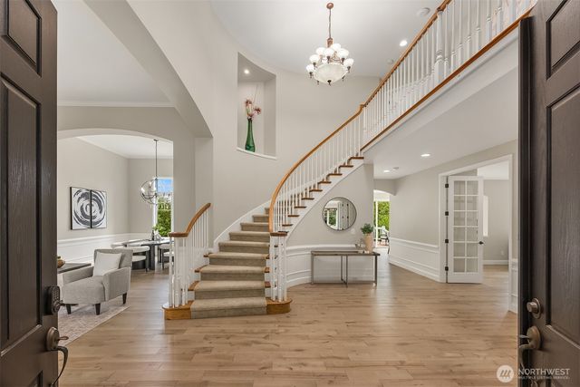 2046 277th Avenue SE, Sammamish, WA 98075