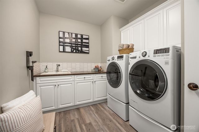 2046 277th Avenue SE, Sammamish, WA 98075