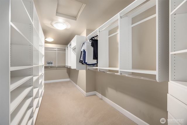 2046 277th Avenue SE, Sammamish, WA 98075