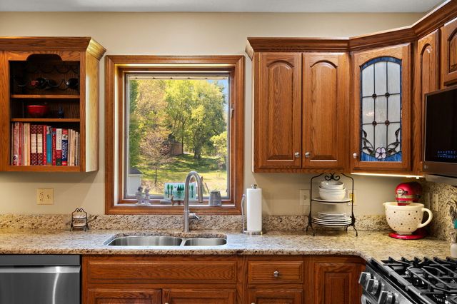 5634 W Wilmens Trail, La Porte, IN 46350