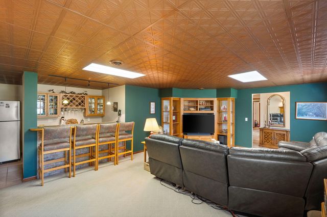 5634 W Wilmens Trail, La Porte, IN 46350