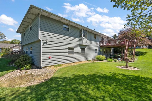 5634 W Wilmens Trail, La Porte, IN 46350