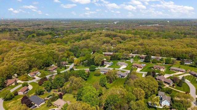 5634 W Wilmens Trail, La Porte, IN 46350