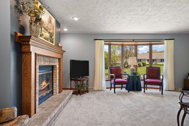 5634 W Wilmens Trail, La Porte, IN 46350