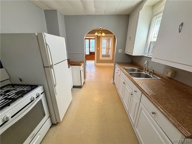 114 Winspear Avenue, Buffalo, NY 14214