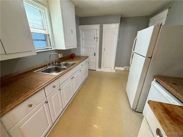 114 Winspear Avenue, Buffalo, NY 14214