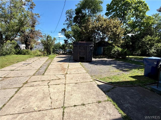 114 Winspear Avenue, Buffalo, NY 14214