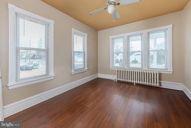 117 GARFIELD AVE, Blackwood, NJ 08012