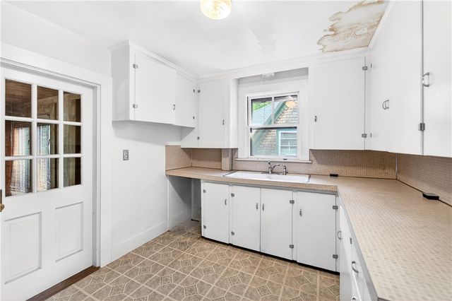 136 Armington Street, Cranston, RI 02910