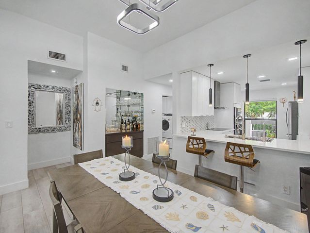 5154 Oakhill Lane 1022, Delray Beach, FL 33484