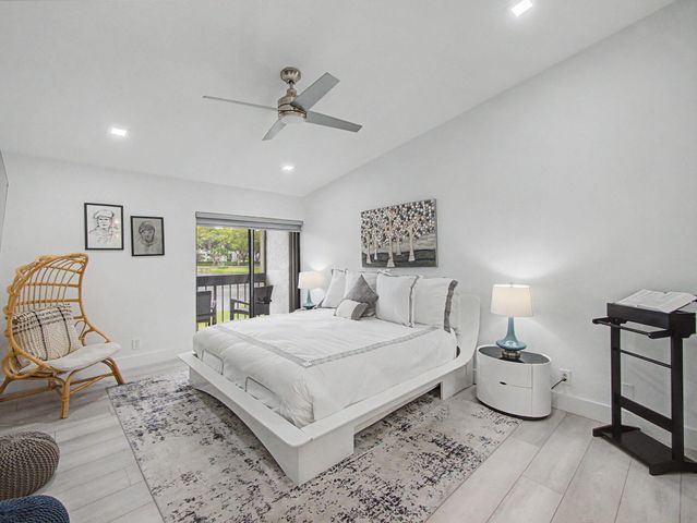 5154 Oakhill Lane 1022, Delray Beach, FL 33484