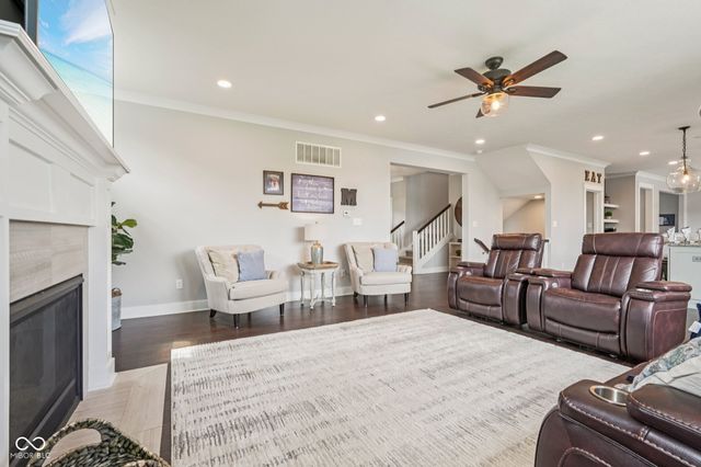 16637 Holly Oak Drive, Westfield, IN 46074