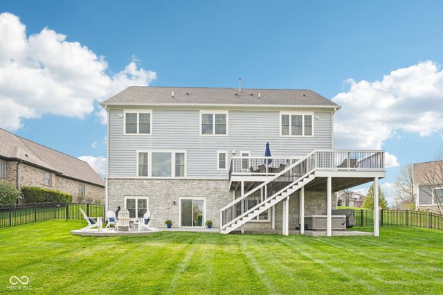 16637 Holly Oak Drive, Westfield, IN 46074