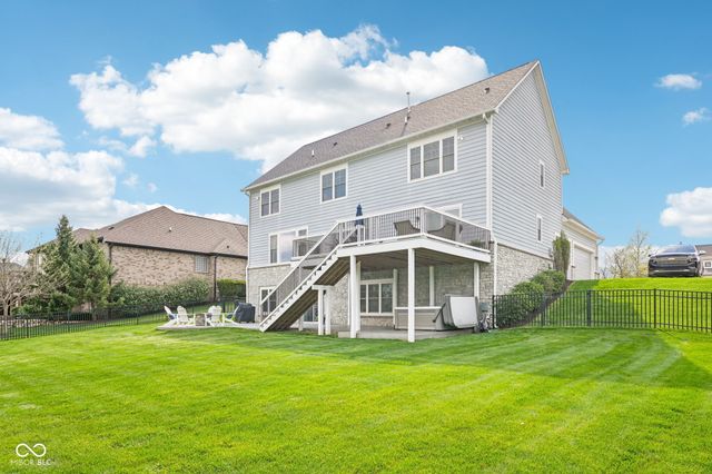 16637 Holly Oak Drive, Westfield, IN 46074