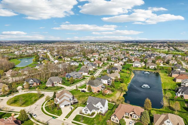 16637 Holly Oak Drive, Westfield, IN 46074