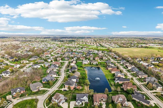 16637 Holly Oak Drive, Westfield, IN 46074