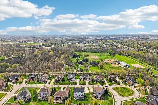 16637 Holly Oak Drive, Westfield, IN 46074