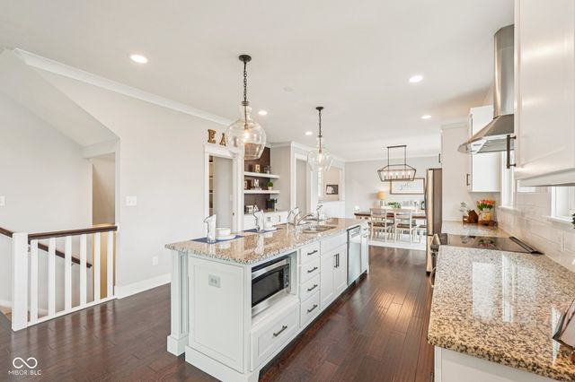 16637 Holly Oak Drive, Westfield, IN 46074