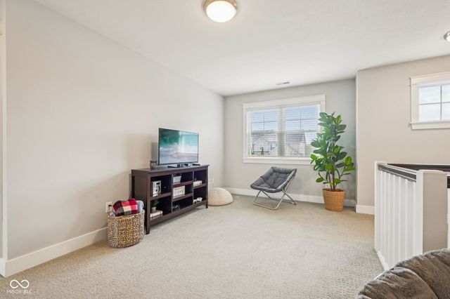 16637 Holly Oak Drive, Westfield, IN 46074