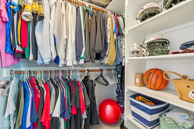 16637 Holly Oak Drive, Westfield, IN 46074