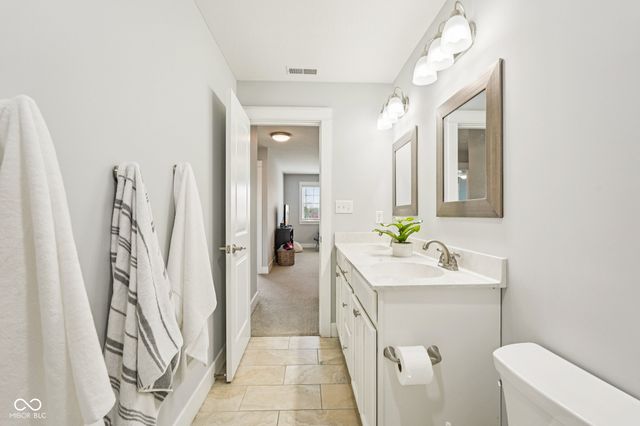 16637 Holly Oak Drive, Westfield, IN 46074