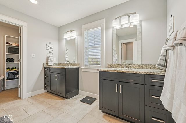 16637 Holly Oak Drive, Westfield, IN 46074
