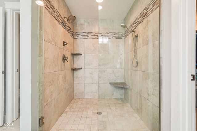 16637 Holly Oak Drive, Westfield, IN 46074