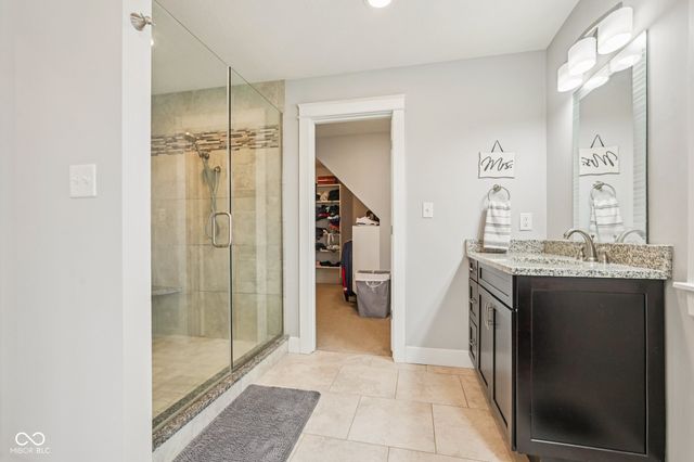 16637 Holly Oak Drive, Westfield, IN 46074