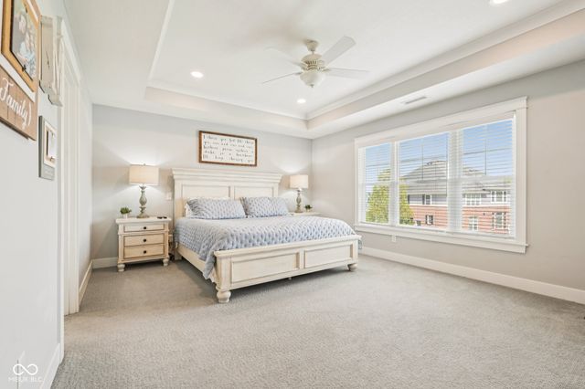 16637 Holly Oak Drive, Westfield, IN 46074