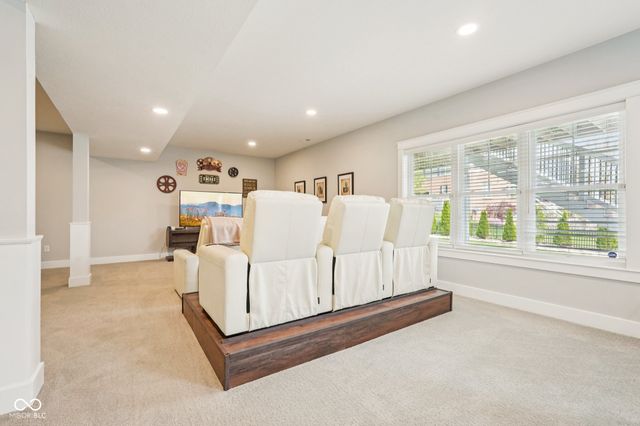 16637 Holly Oak Drive, Westfield, IN 46074