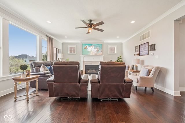 16637 Holly Oak Drive, Westfield, IN 46074