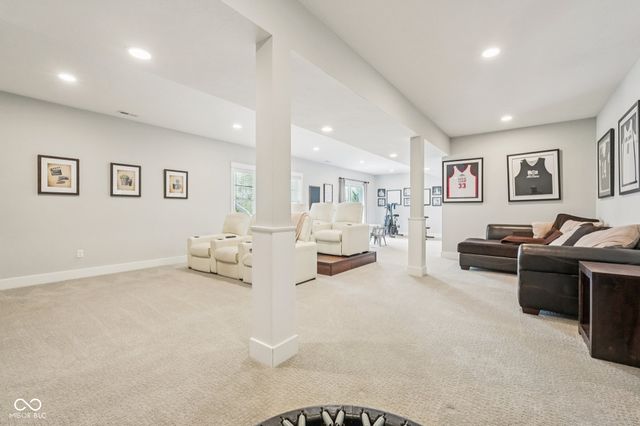 16637 Holly Oak Drive, Westfield, IN 46074